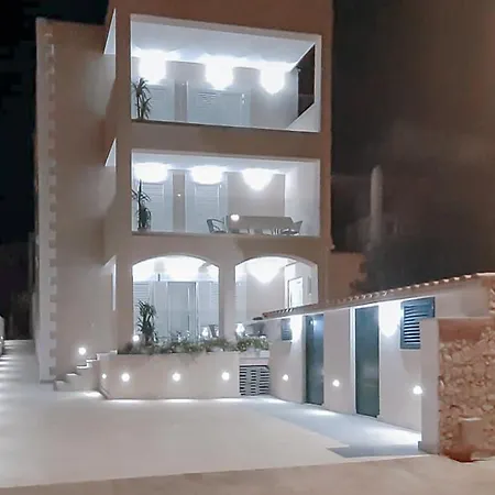 Arijana -more Apartment Slatine